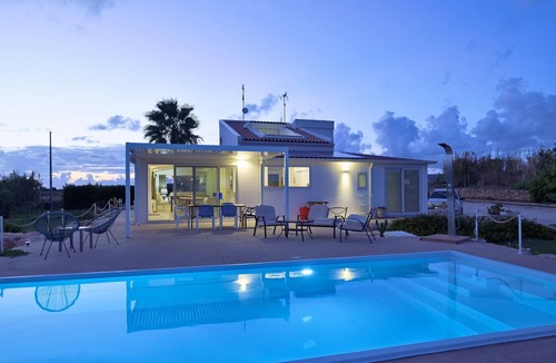 Donnalucata Villa | Hyblea, panoramic villa with pool 2 km from the Donnalucata beach
