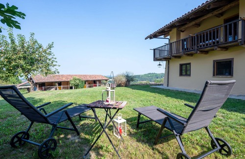 Somano House | Il Roseto by Interhome