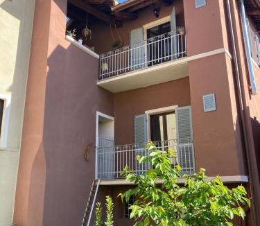 Revello Apartment | Il Vicolo