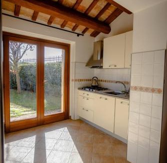 Osimo Apartment | IMMERSA NEL VERDE