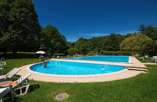 Ispra House | Ispra Villa Sleeps 6 Pool