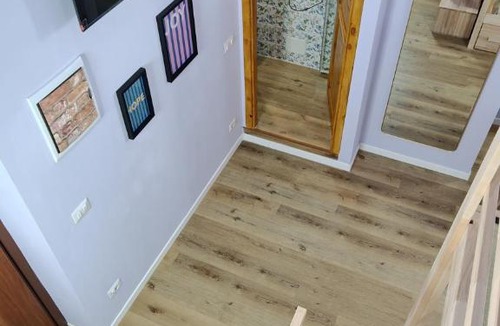 Como Apartment | It's a Room