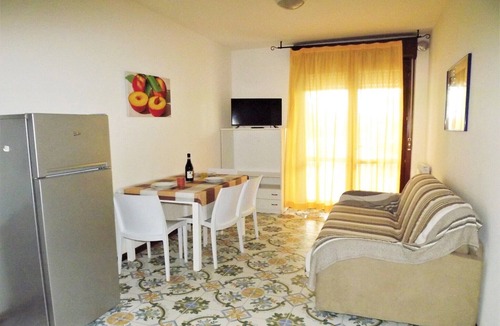 Villa Rosa Apartment | Coastal Comfort Stay in Villa Rosa