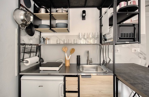 Dergano Apartment | JOIVY Elegant Double Studios near Subway Station