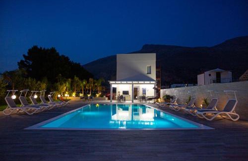 Castelluzzo Bed & Breakfast | L' Arcobaleno B&B