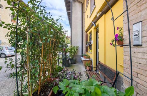Monguzzo Apartment | La Casa Del Barba Monguzzo