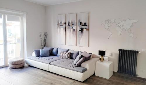 Cinecitta Apartment | La Casa del Sorriso