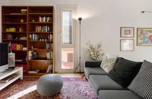 Est Apartment | La Casa Della Luce