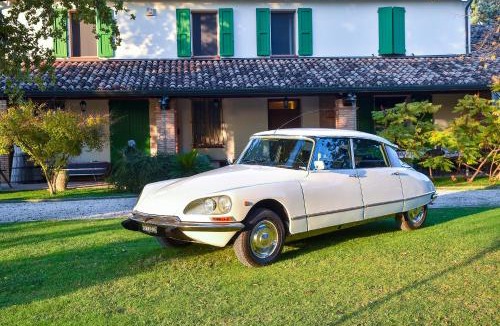 Prada Bed & Breakfast | La casa di Pilar