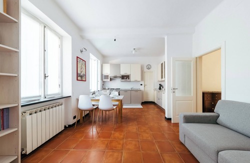 Quarto dei Mille Apartment | La Casetta di Quarto - Appartamento - wifi - 4 persone - Genova Quarto dei mille