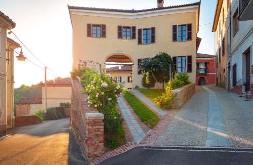 Frinco Apartment | La Dolce Vite