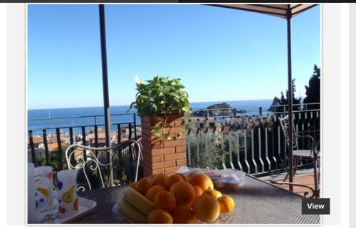 Aci Trezza Apartment | La Magnolia