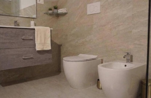Porciano Apartment | La Pace - Cozy Double Room on Piazza Tanucci in Stia - 2L
