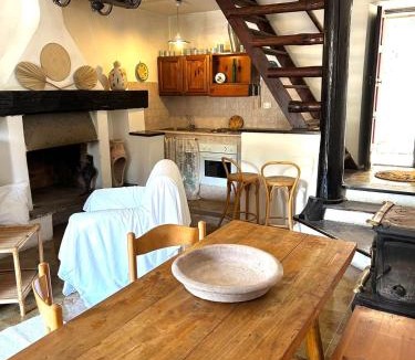 Piansano House | La Ripa Dell Artista