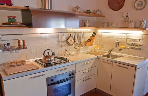 Arcugnano Apartment | La Rosa: elegant apartment with swimming pool and large park