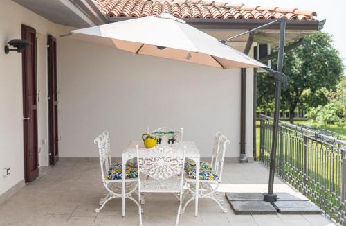 Roncadelle Apartment | La Svedese