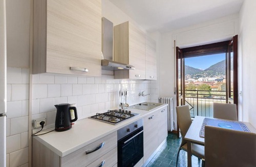 Malgrate Apartment | La terrazza sull’Adda