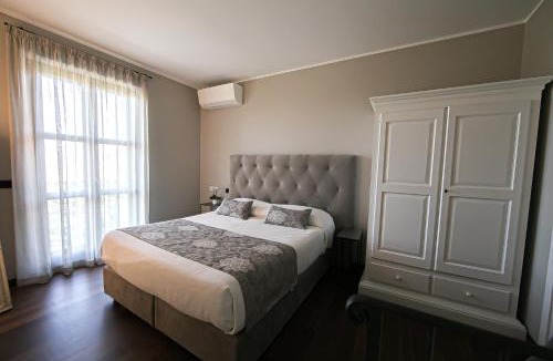 Monforte d'Alba House | La Torricella Case Vacanze Appartamenti con Piscina