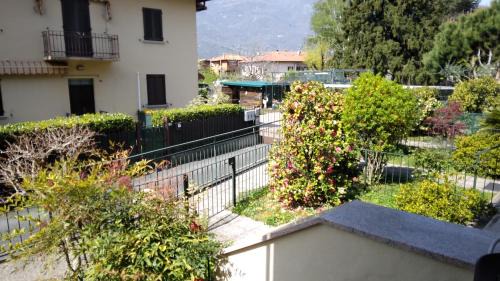 Dervio House | lago dorato