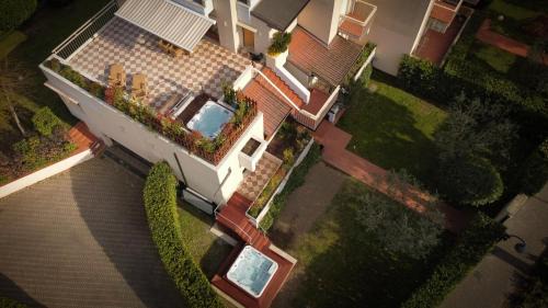 Sirmione Villa | Lake Front Apartment - Direct Lake Access