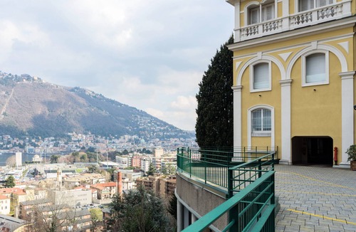 Como Apartment | Lake Panorama