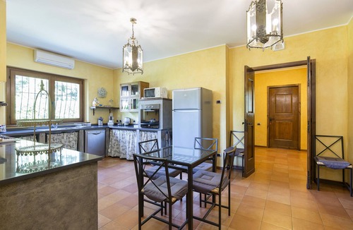 Lesa Villa | Lakefront villa with pool, tennis and golf! - Villa Solcio