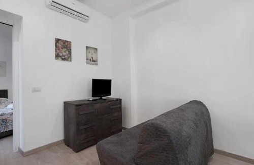 Lambrate Apartment | Lambrate Flat