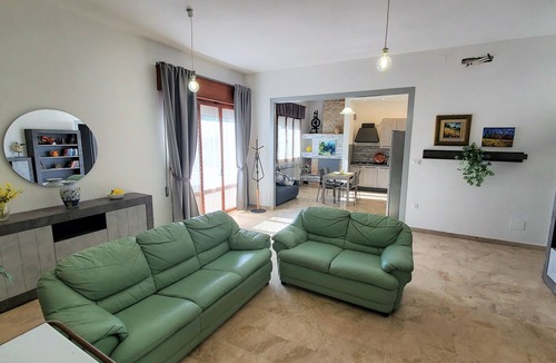Adria Apartment | LARGE ACCOMODATION WITH INTERNAL PARKING