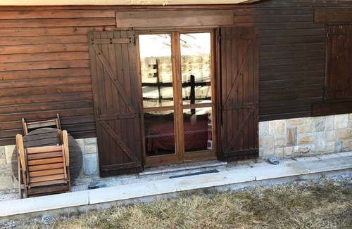 Champoluc Apartment | Large studio apartment in downtown Champoluc
