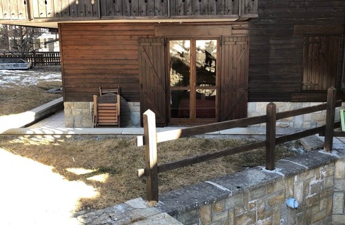 Champoluc Apartment | Large studio apartment in downtown Champoluc