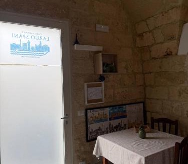 Veglie House | Largo Spani 15