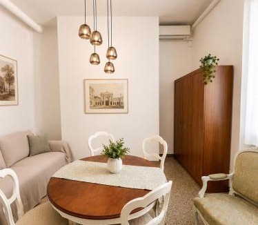 Lucca Historical Center Apartment | Le Dimore della Seta - La Villa