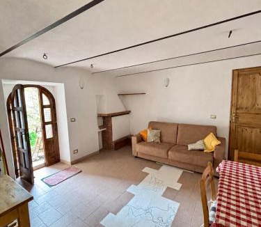 Calascio House | Le Serzine