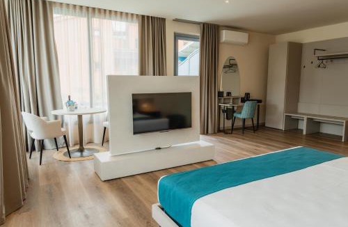 Paratico Bed & Breakfast | LKL Lakeside Lodging