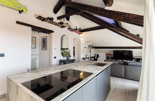 Albate Apartment | Loft Rooftop in Como - 3 Terraces, Park, Ac, Bbq