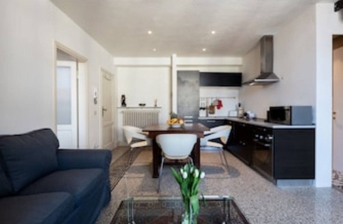 Lungarno del Tempio Apartment | Loft with panoramic terrace over Florence rooftops