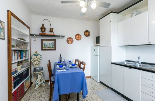 Collodi Apartment | Lovely apartment for 4 guests with WIFI, A/C, pets allowed and panoramic view