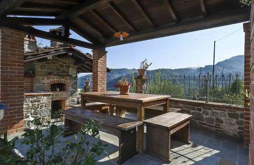 Lugliano Apartment | Lovely apartment for 6 guests with WIFI, private pool, A/C, TV, terrace and pets allowed