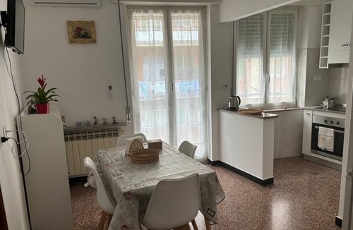 Rivarolo Ligure Apartment | Lovely apartment with a private parking