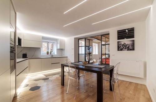 Sallustiano Apartment | Luxury 3 beds/3 baths-few steps from city center!