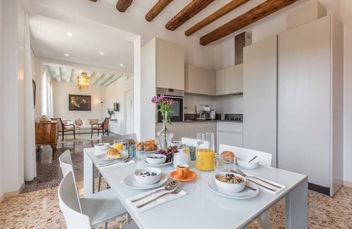 Dorsoduro Apartment | Luxury Canal-View Apartment Overlooking San Trovaso Church & Gondola Yard