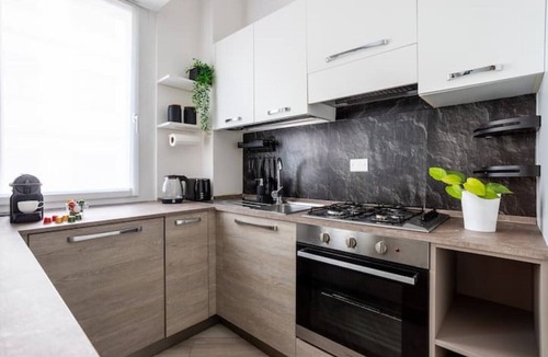 Precotto Apartment | [MAISON LEBON 5 ★] Modern & elegant! Metro 1min