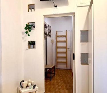 Aci Trezza Apartment | Malavoglia Suite, cozy near seaside apartment