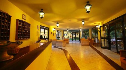 Botricello Hotel | Marina del Marchese