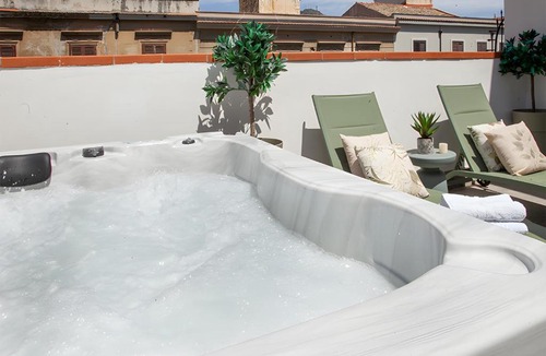 Borgo Vecchio Apartment | Mazzini Rooftop