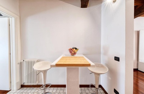 Ferrara Historic Centre Apartment | Medieval Suite in Piazza Trento-Trieste Ferrara