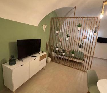 Bagnoli Apartment | Metro House