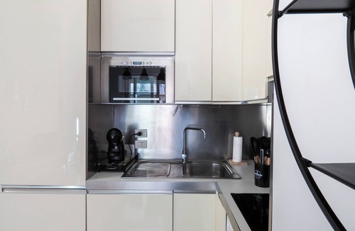 Lazzaretto Apartment | Milan chic escape-Porta Venezia