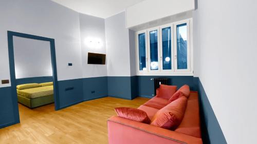 Central Station Apartment | Milano Central Station Red