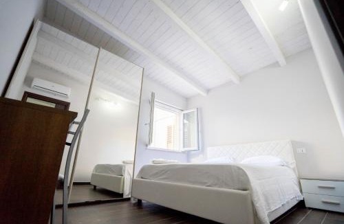 Catanzaro Lido Apartment | Mini Appartamento con giardino in centro